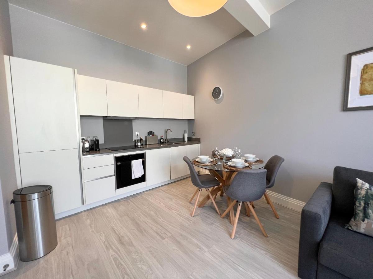 Urban Living'S - Windsor Castle Luxury Apartments Eksteriør billede