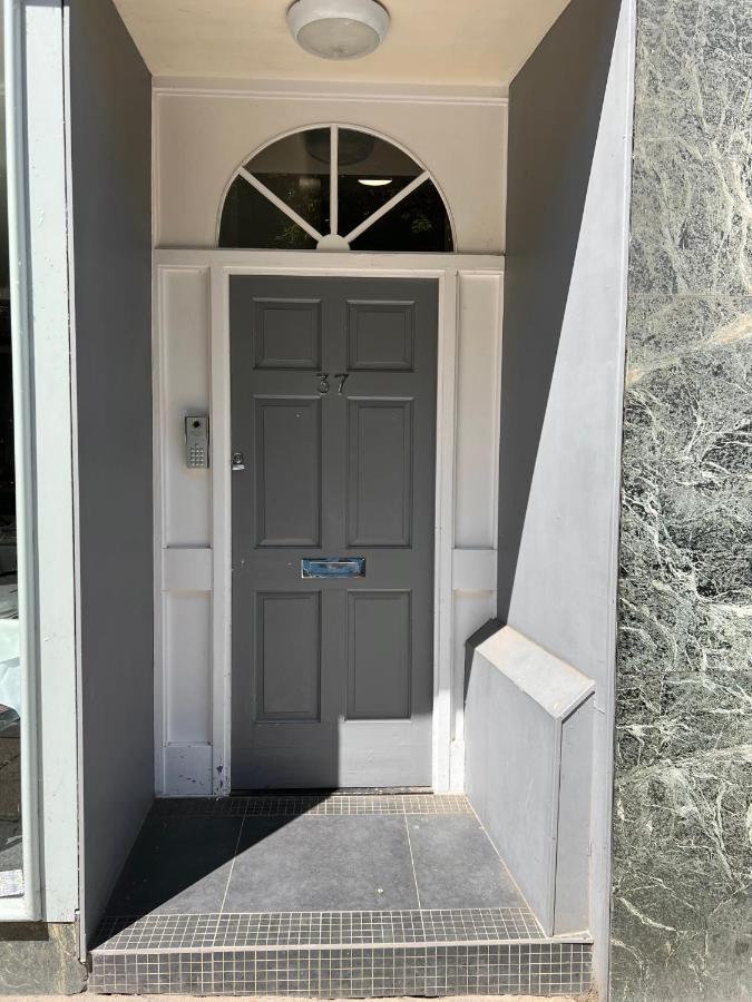 Urban Living'S - Windsor Castle Luxury Apartments Eksteriør billede