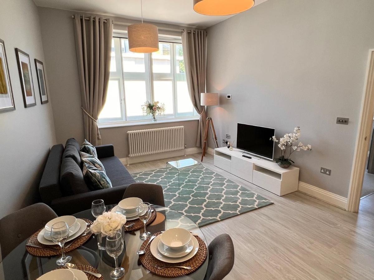 Urban Living'S - Windsor Castle Luxury Apartments Eksteriør billede