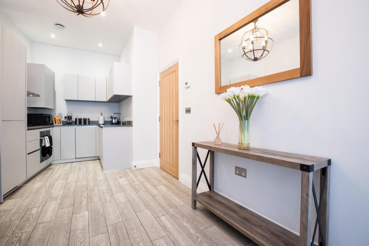 Urban Living'S - Windsor Castle Luxury Apartments Eksteriør billede